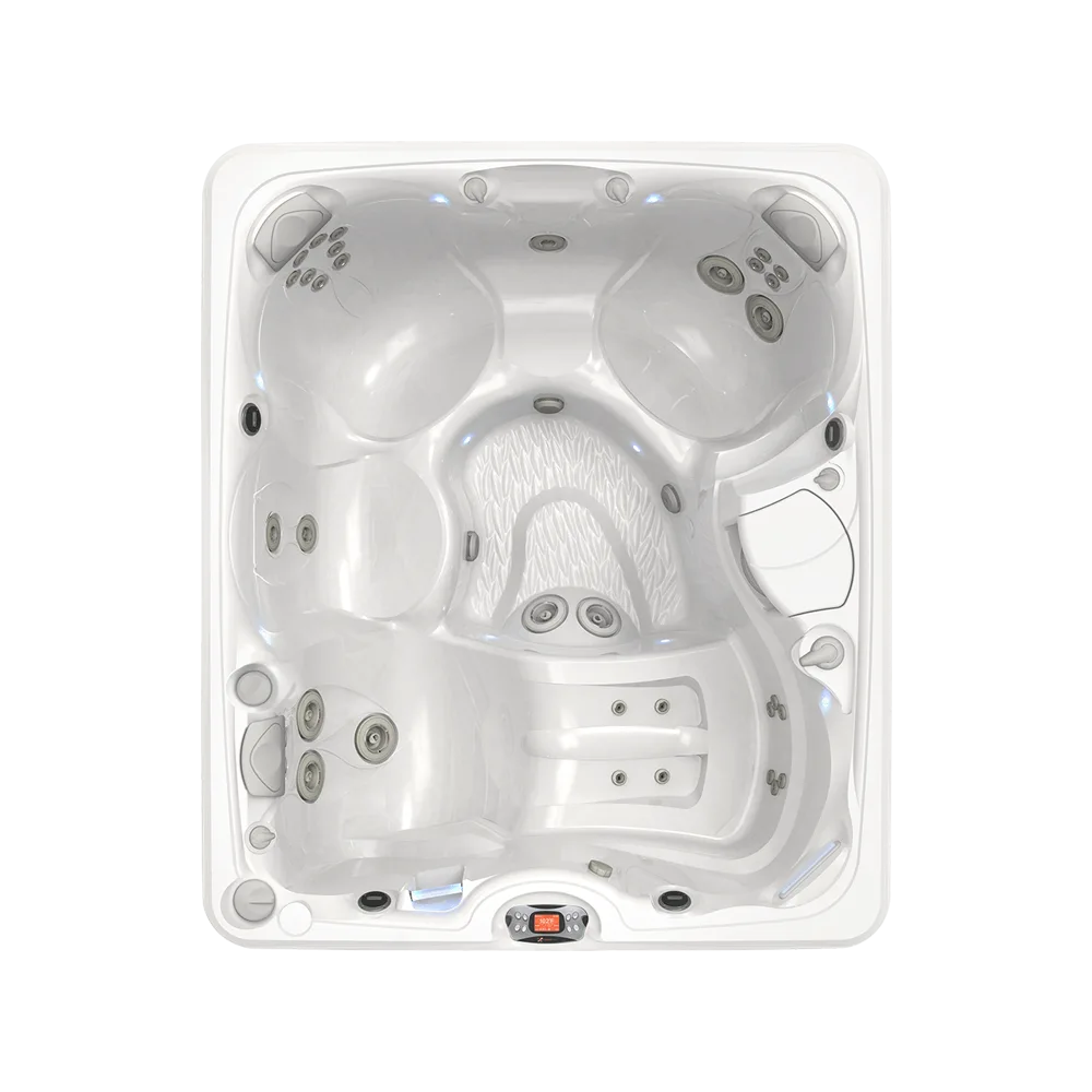 Caldera Martinique hot tub for 5 people with one lounger in a Palm Beach outdoor settingCaldera Martinique hot tub for 5 people with one lounger in a Palm Beach outdoor setting