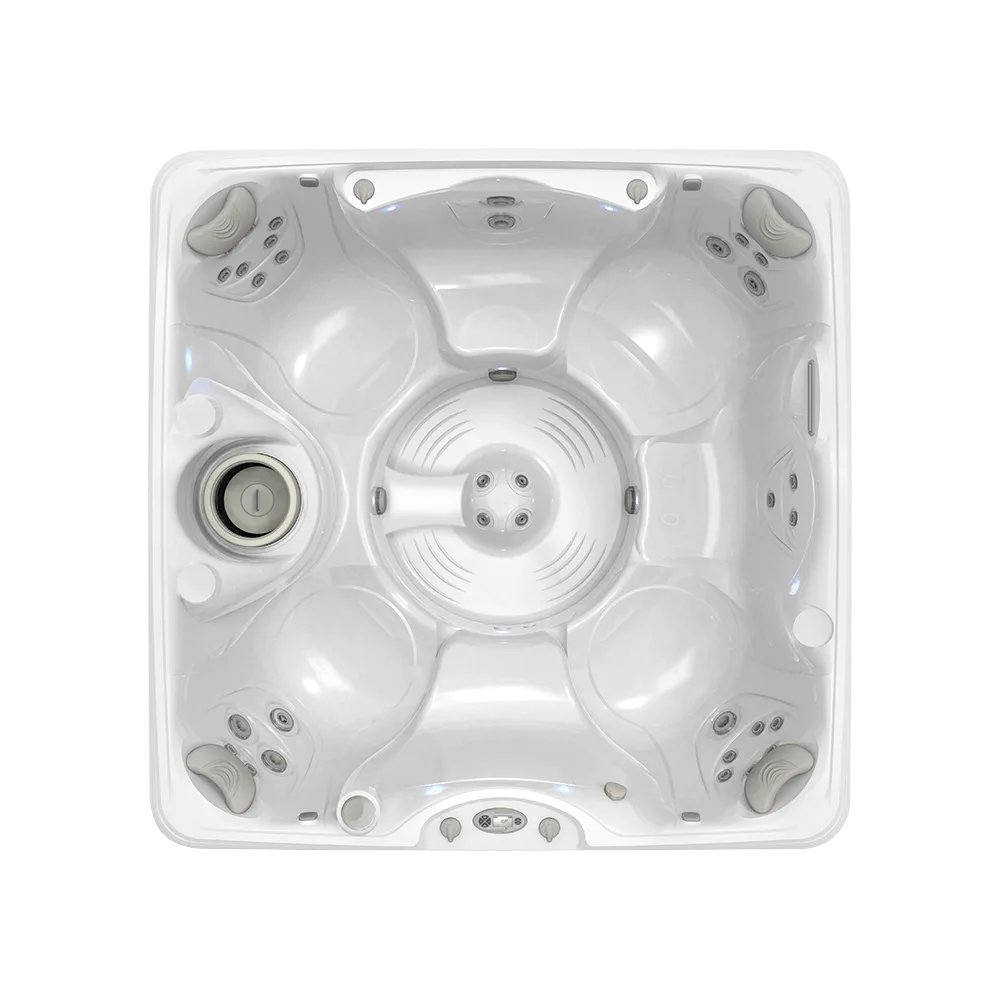 Caldera Vanto hot tub for 7 people with an all-seater layout in a Palm Beach outdoor settingCaldera Vanto hot tub for 7 people with an all-seater layout in a Palm Beach outdoor setting