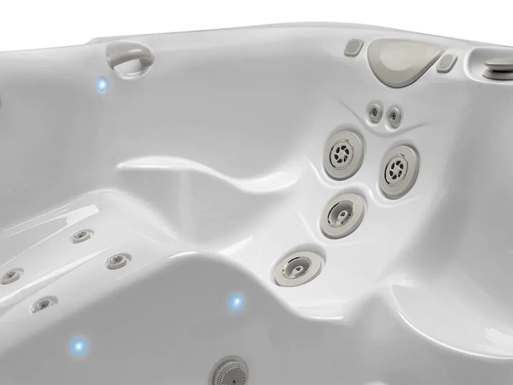 Caldera Spas Ravello hot tub gallery image 3
