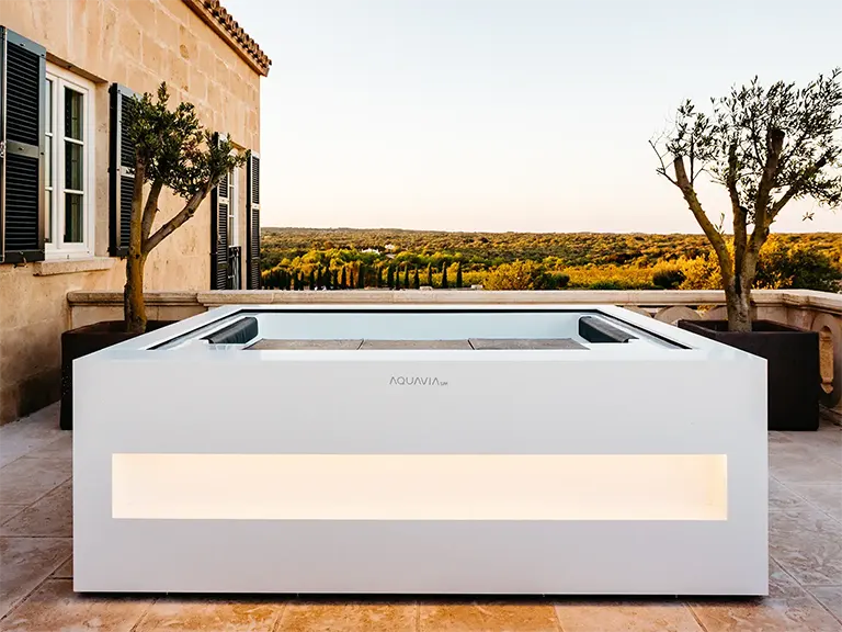 Aquavia Spa Home hot tub gallery image 2