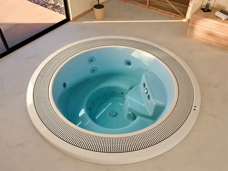 Aquavia Spa Martinique hot tub gallery image 2