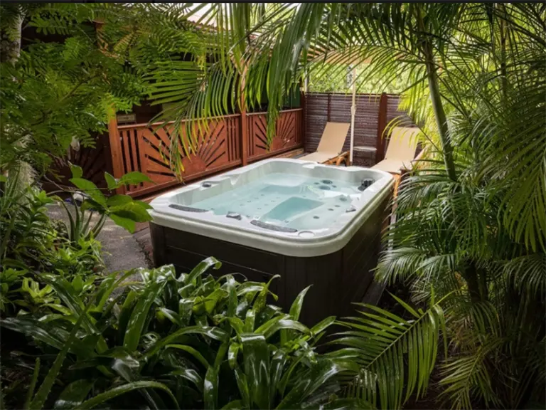 Be Well Canada Spa O347