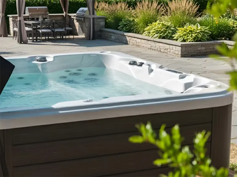 Be Well Canada Spa O547 hot tub gallery image 2