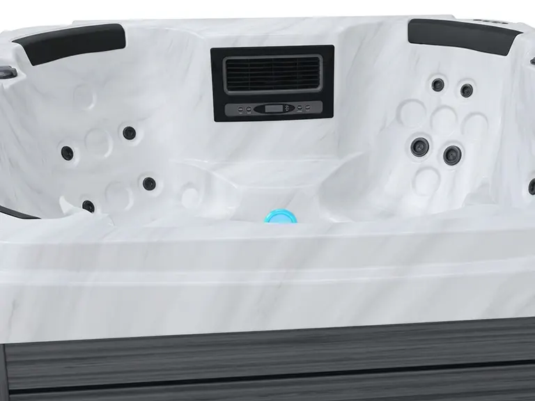 Be Well Canada Spa U907 hot tub gallery image 2