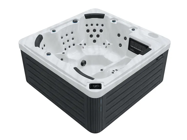 Be Well Canada Spa U926 hot tub gallery image 1