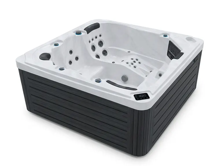 Be Well Canada Spa U935 hot tub gallery image 1