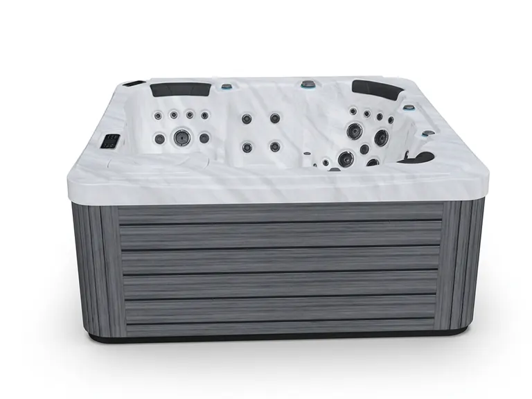 Be Well Canada Spa U936 hot tub gallery image 2