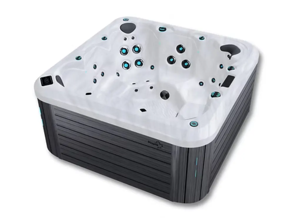 Maple Spas M750 hot tub