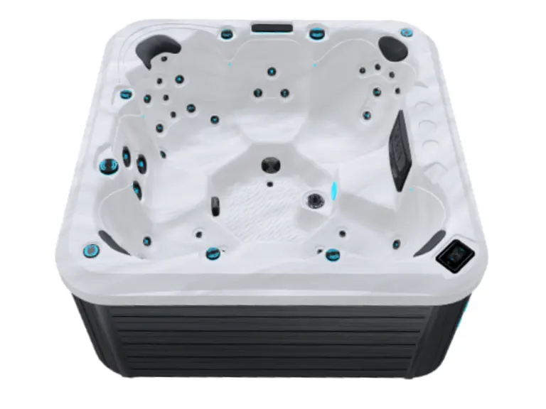 Maple Spas M750 hot tub gallery image 2