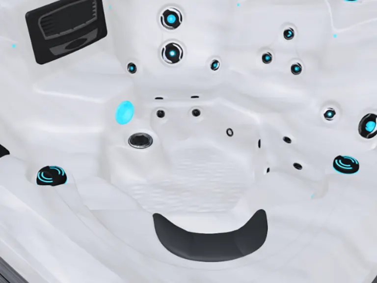 Maple Spas M750 hot tub gallery image 3