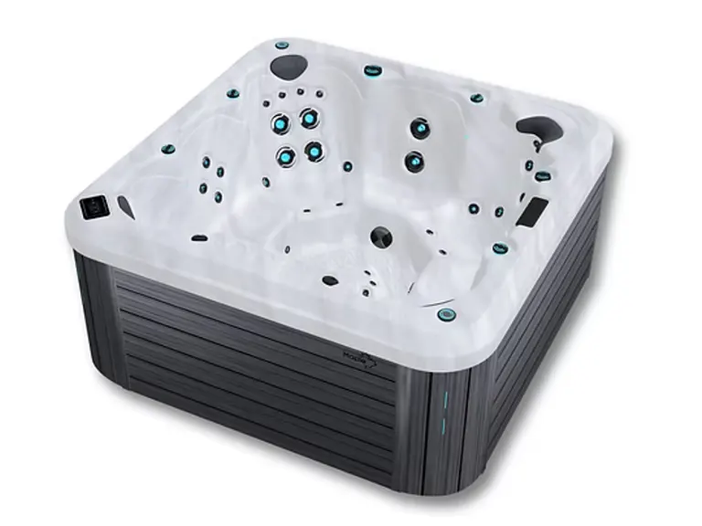 Maple Spas M850 hot tub gallery image 1