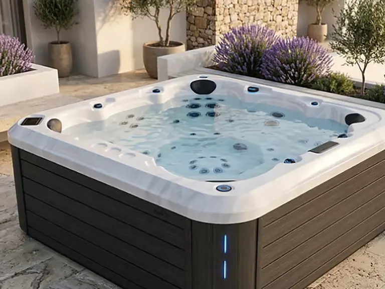 Maple Spas M850