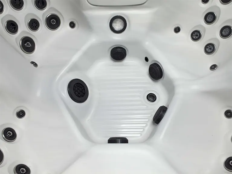 Platinum Spas Capri hot tub gallery image 3
