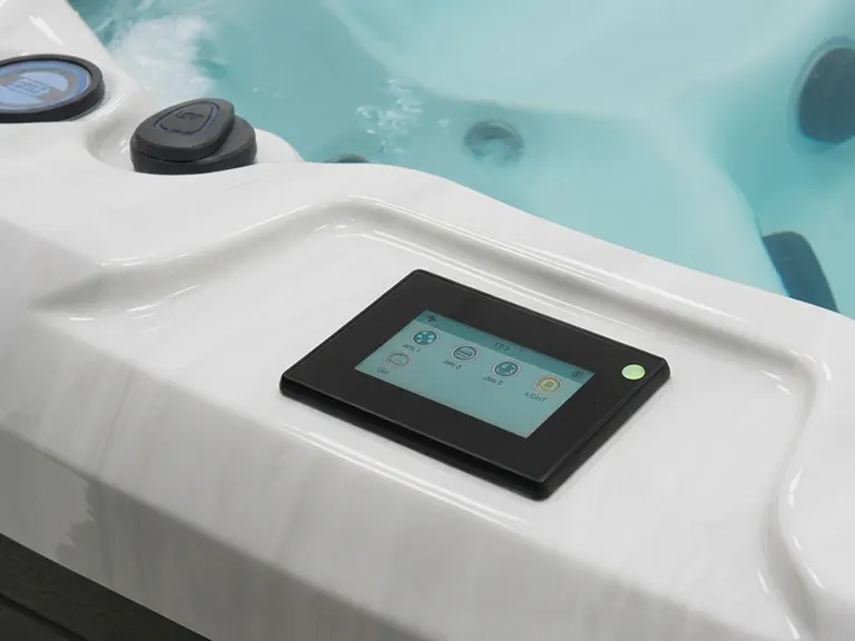 Platinum Spas Infinity hot tub gallery image 3
