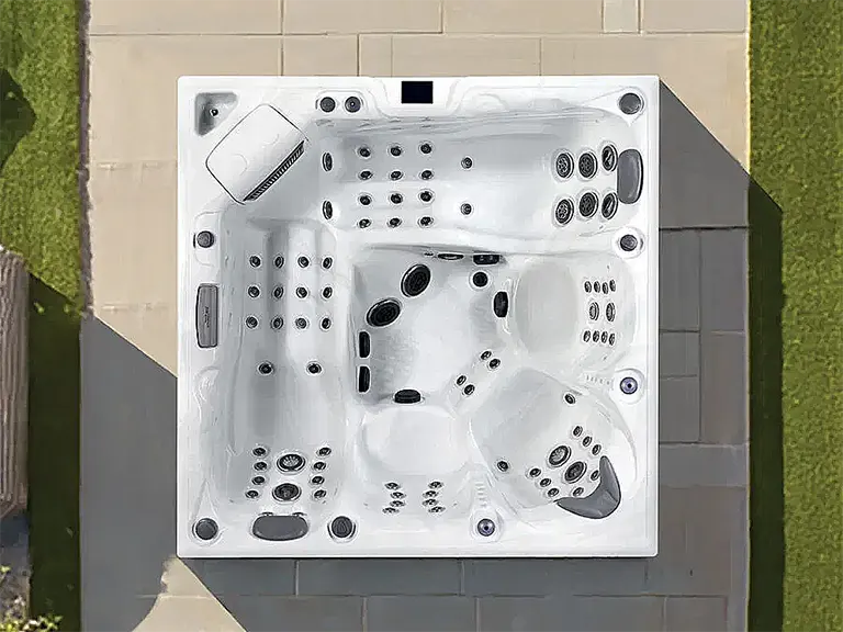 Platinum Spas Onyx