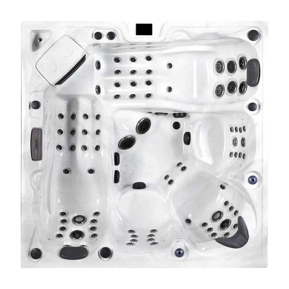 Platinum Onyx hot tub for 5 people in a Palm Beach outdoor settingPlatinum Onyx hot tub for 5 people in a Palm Beach outdoor setting