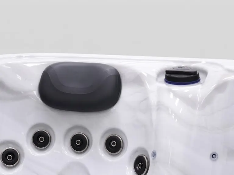 Platinum Spas Santorini hot tub gallery image 2