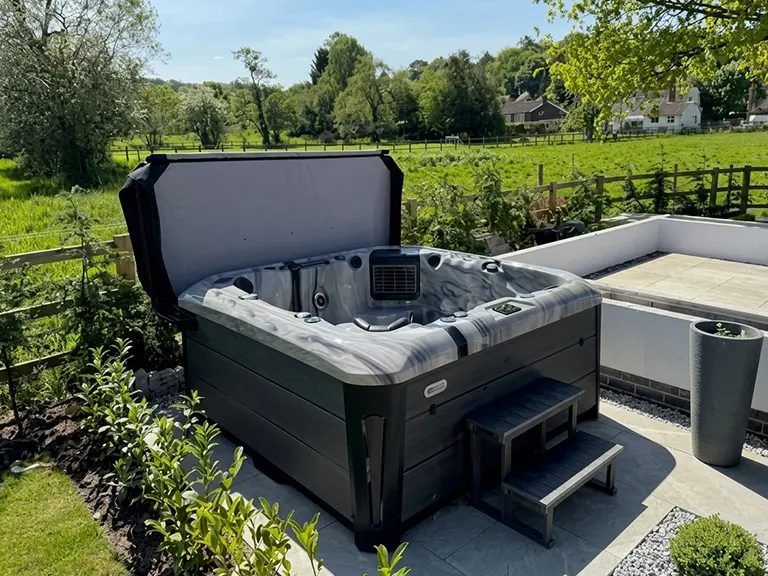 Platinum Spas Tokyo hot tub gallery image 1