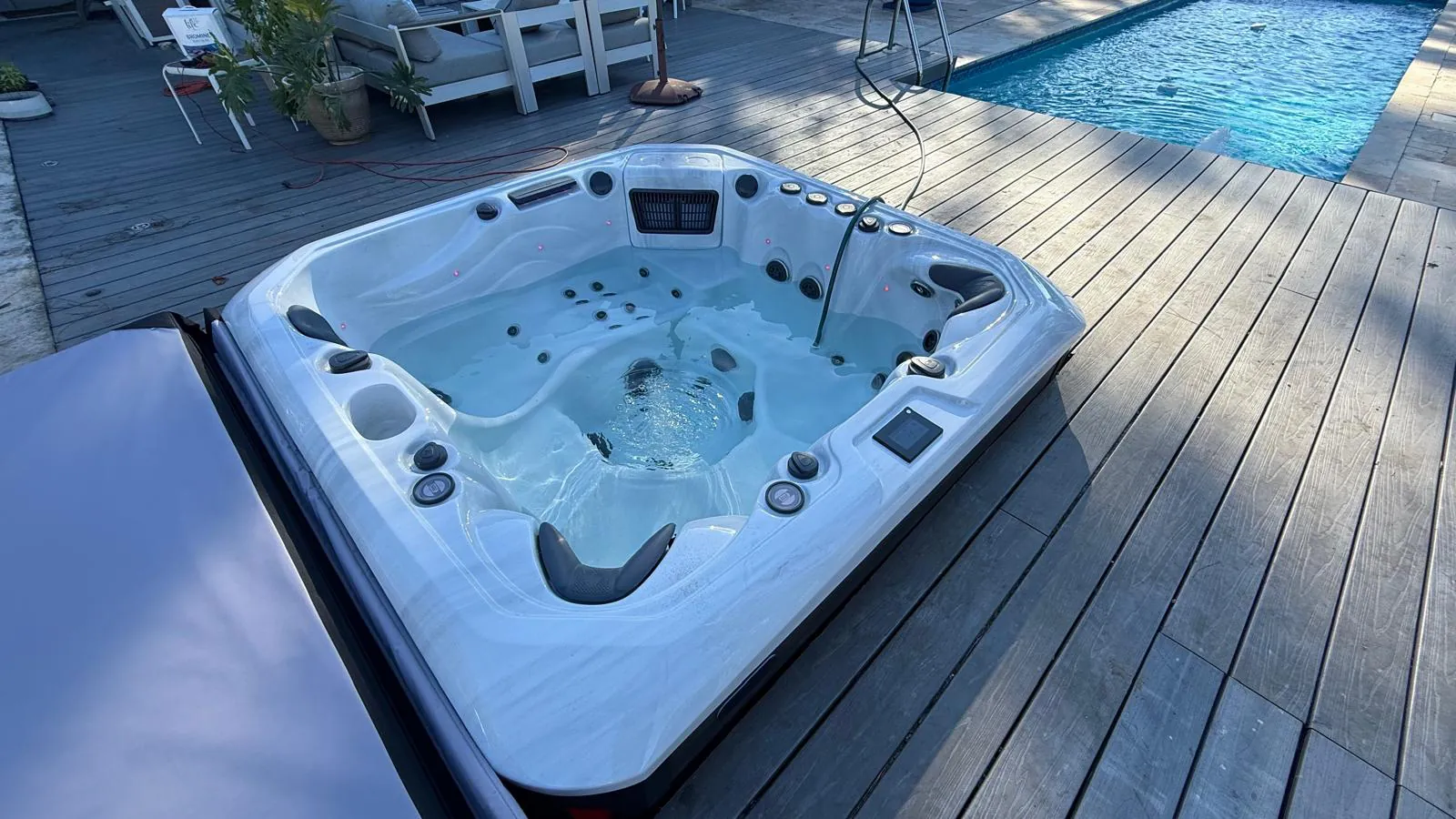 Platinum Spas Palma hot tub