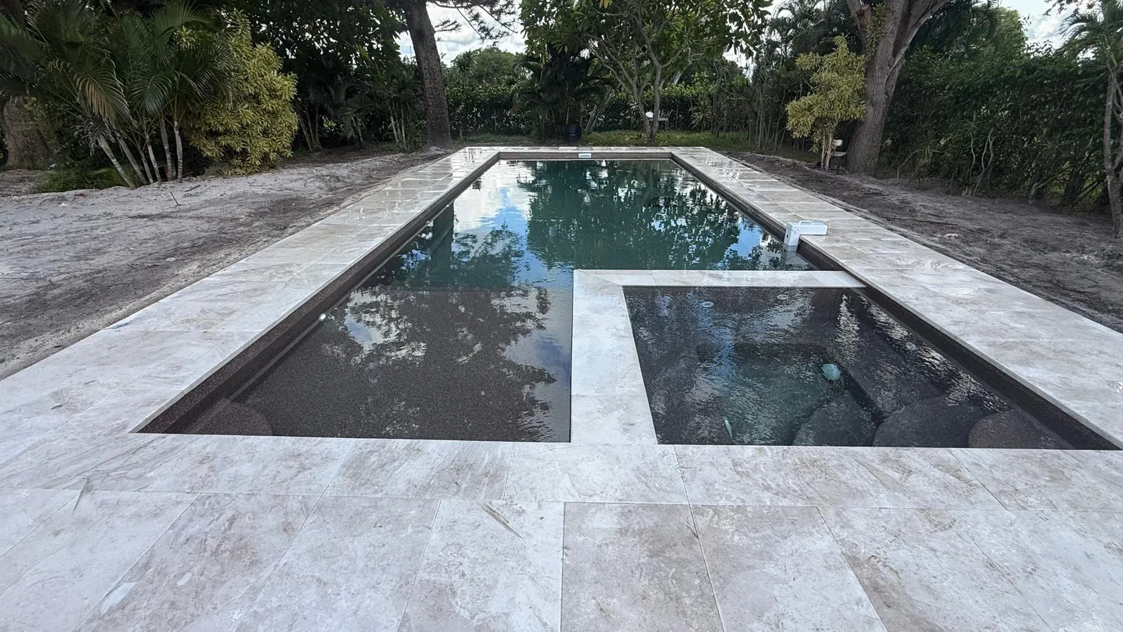 Latham Astoria 14 pool and spa in coastal bronze