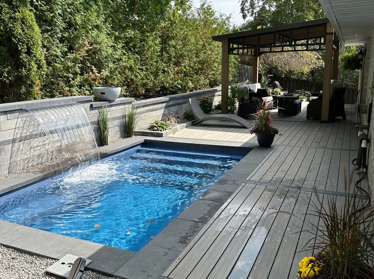 Latham Milan 10.16 fiberglass pool, photo 2