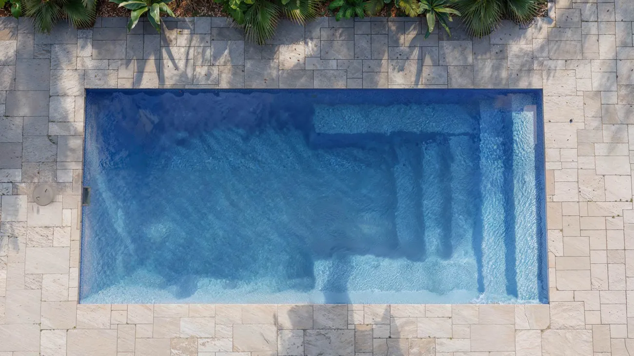 Latham Milan 10.20 fiberglass pool, photo 2