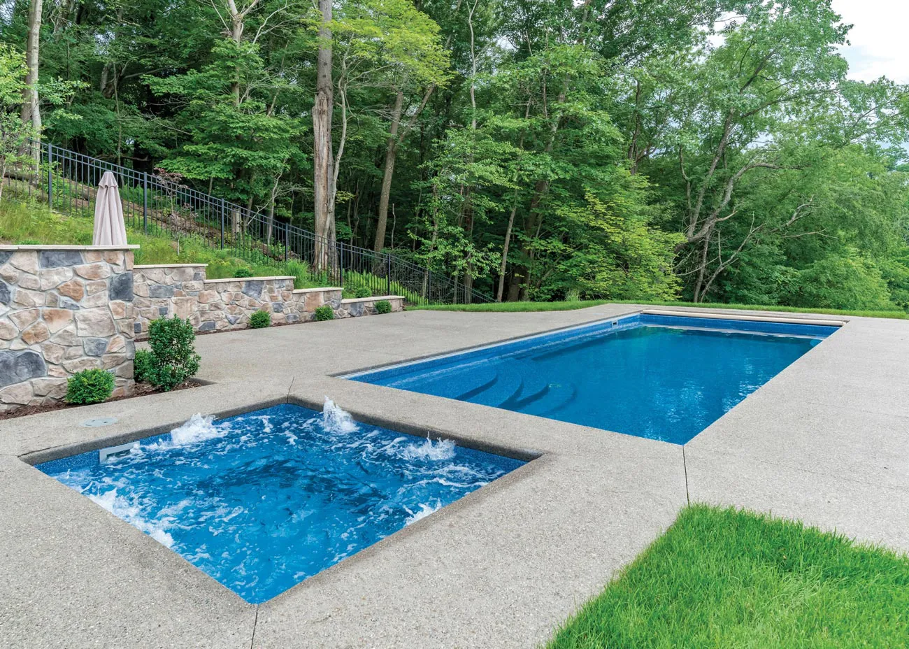 Latham Olympia 12 fiberglass pool, photo 3