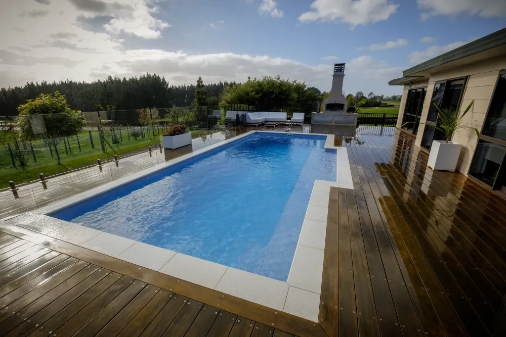 Latham Tuscan 14.27 fiberglass pool, photo 2