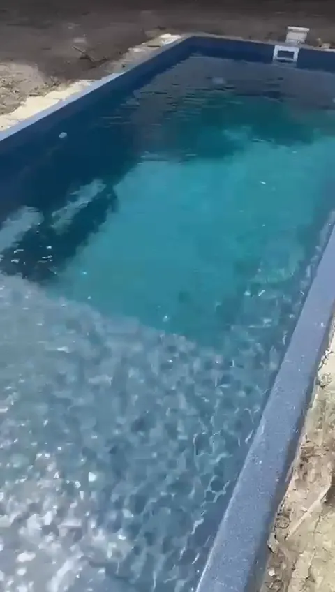 Video: water in a newly filled fiberglass pool